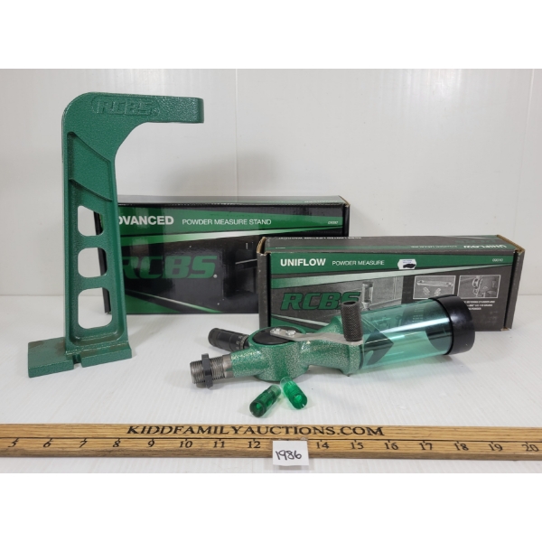 LOT OF 2 - RCBS UNIFLOW POWDER MEASURE & STAND