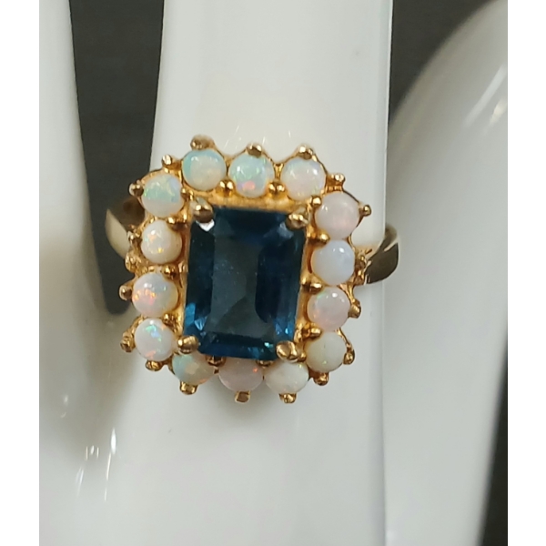 LADIES' 10K GOLD SIMULATED SAPPHIRE & OPAL RING 
