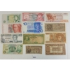LOT OF 12 - WORLD BANKNOTES - INCL BAHAMAS, ENGLAND, SWITZERLAND & SCOTLAND ETC