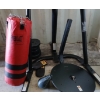 Image 1 : EVERLAST PUNCHING BAG W/ STAND & ACCESS. - INCL WEIGHTS & GLOVES