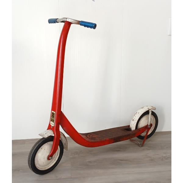 RADIO FLYER METAL PUSH SCOOTER