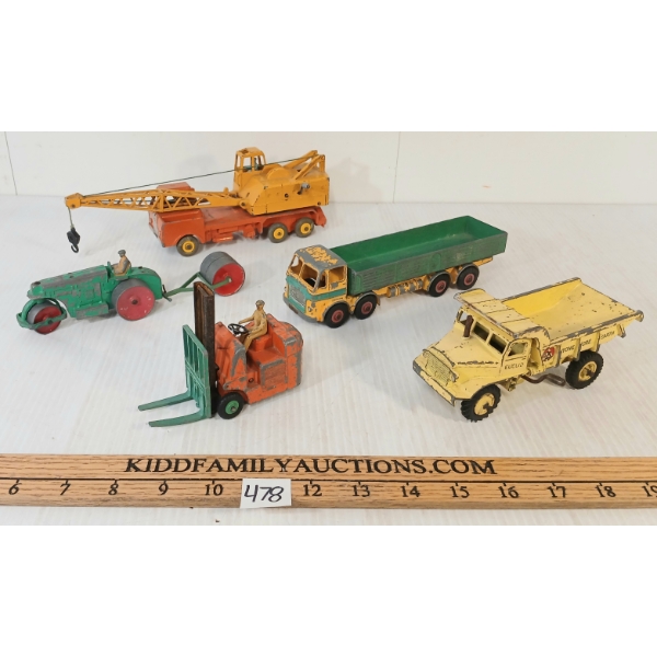 LOT OF 6 - DINKY TOYS DIECAST MODELS - AVELING-BARFORD, LORRY MOUNTED CRANE, REAR DUMP TRUCK, ETC