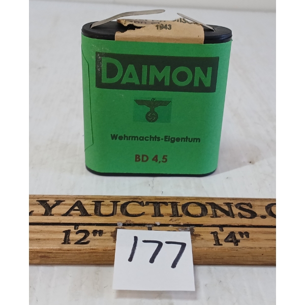 WWII GERMAN DAIMON 4.5V FLASH-LITE BATTERY