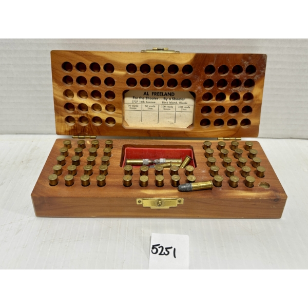 AMMO: 59X WINCHESTER .22 LR - WITH DISPLAY BOX