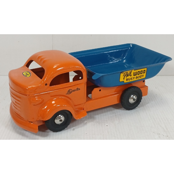LINCOLN TOYS PRESSED STEEL THE PHIL WOOD BUSY-BODY DUMP TRUCK