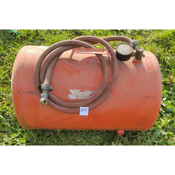 PORTABLE AIR TANK
