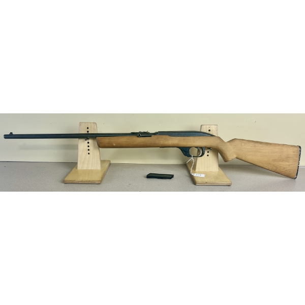 WINCHESTER MODEL 77 IN .22 LR