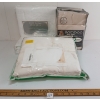 Image 1 : LOT OF 4 - TWIN & QUEEN SIZE SHEET SETS