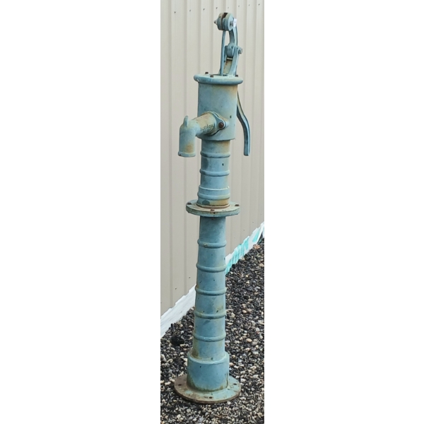 DECORATIVE HAND WATER PUMP