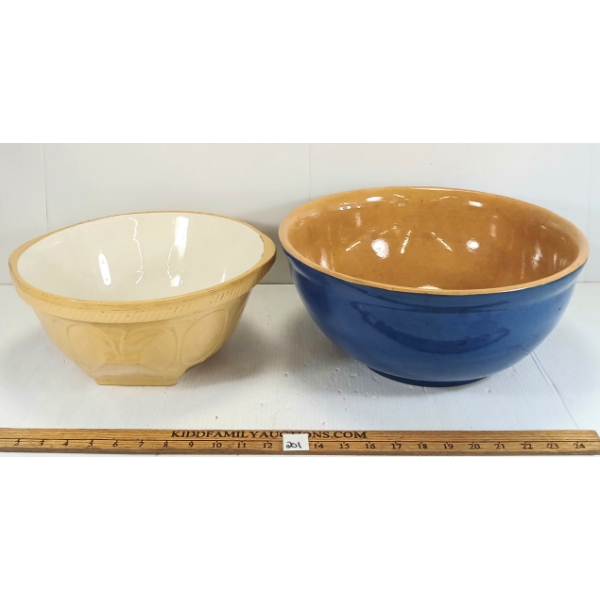 LOT OF 2 - T. G. GREEN "GRIPSTAND" & ALBERTA POTTERIES MIXING BOWLS