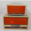 Image 10 : LOT OF 2 - LIONEL SANTA FE STEEL-SIDED REEFER & CROSSING GATE