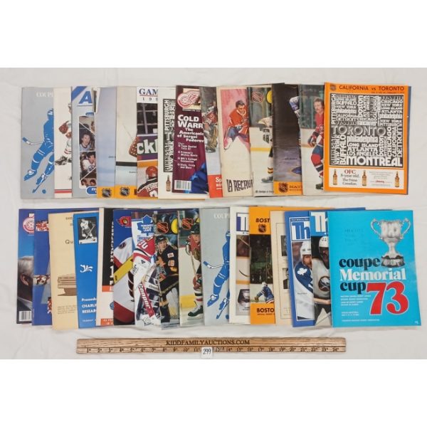 LOT OF 30 - NHL MAGAZINES & PROGRAMS