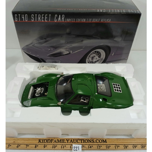 GMP DIECAST GT40 STREET CAR MODEL