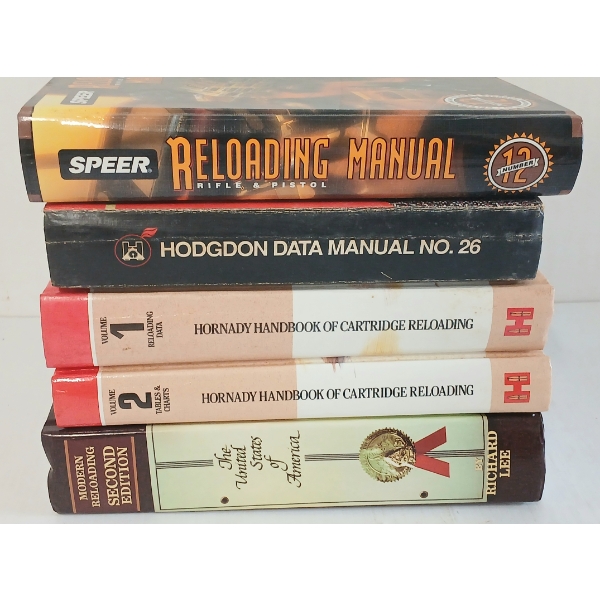 LOT OF 5 - RELOADING HANDBOOKS - HORNADY, HODGDON & SPEER