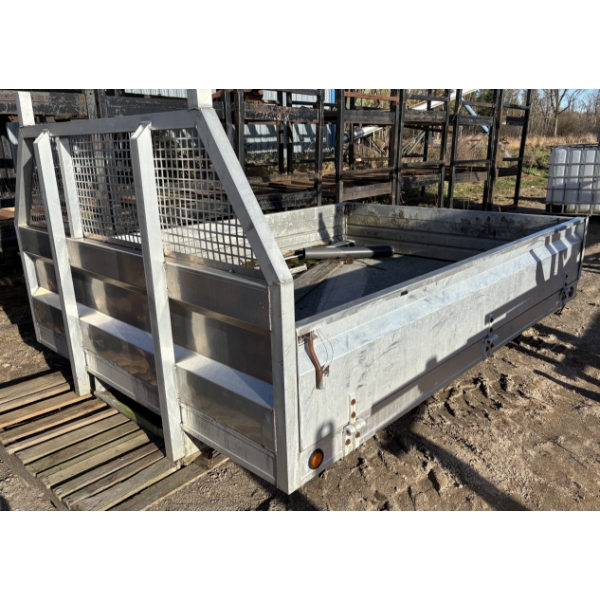 TRUCK BOX - ALUM - FOLD DOWN SIDES - 6 1/2 X 9 FOOT