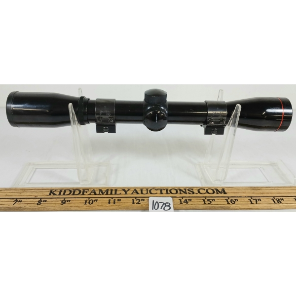 SIMMONS DEERFIELD 4X32 SCOPE W/ WEAVER RINGS