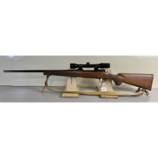 WINCHESTER MODEL 70 XTR FEATHERWEIGHT IN .257 ROBERTS 
