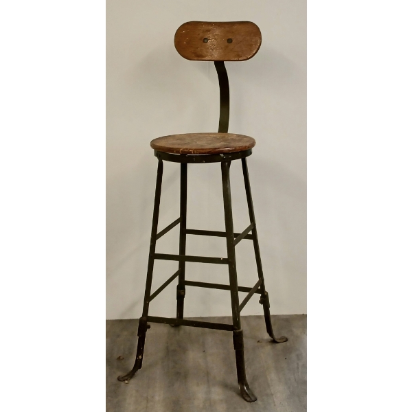 SUPERIOR ADJUSTABLE DRAFTING CHAIR