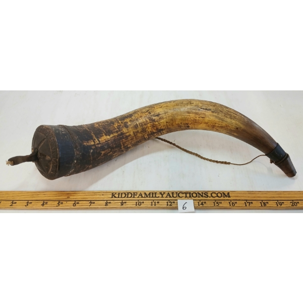 NEW FOUNDLAND / NOVA SCOTIA POWDER HORN - C. 1860'S
