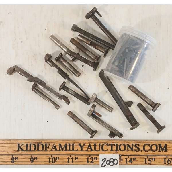 QTY OF EXTRACTORS - INCL SINGLE SHOTGUN