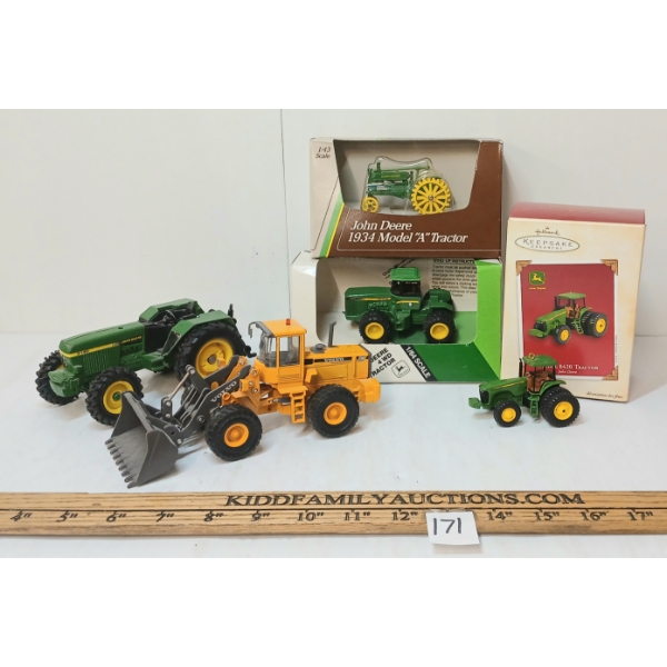 LOT OF 5 - MIXED DIECAST JOHN DEERE & VOLVO TRACTORS