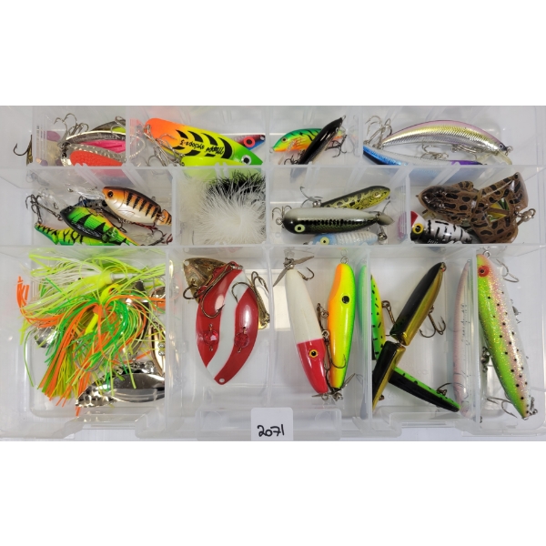QTY OF MISC LURES