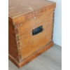 Image 2 : BLANKET BOX