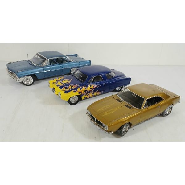 LOT OF 3 - AUTHENTICS DIECAST 1967 CHEVY CAMARO, AUTO WORLD 1961 PONTIAC CATALINA MODELS, ETC