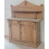 Image 1 : EUROPEAN PINE SIDEBOARD W/ KEY
