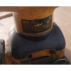 Image 2 : LOT OF 2 - DEWALT PALM SANDER & NORTON HANDY ROLL