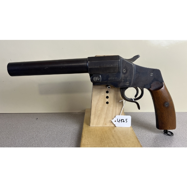 GERMAN FLARE GUN IN APPROX 26MM FLARE - NO PAL REQUIRED 