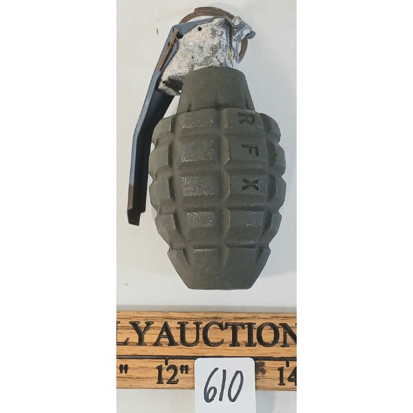 1943 U.S. PINEAPPLE GRENADE