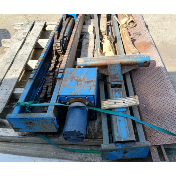 CUNNINGHAM SUPERLIFT HOIST - 3000KG