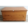 Image 4 : PINE BLANKET BOX