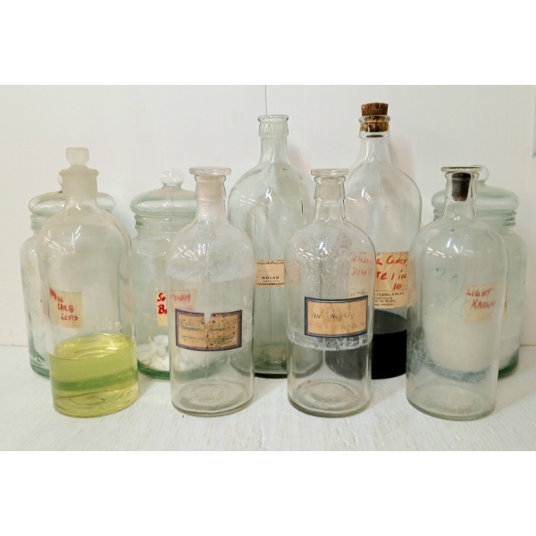 LOT OF 9 - APOTHECARY BOTTLES & JARS