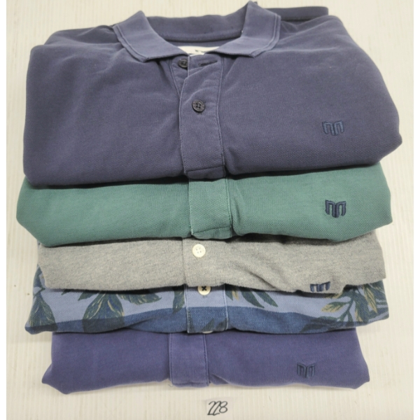 LOT OF 5 - MINIMUM MEN'S LARGE COLLARED T-SHIRTS
