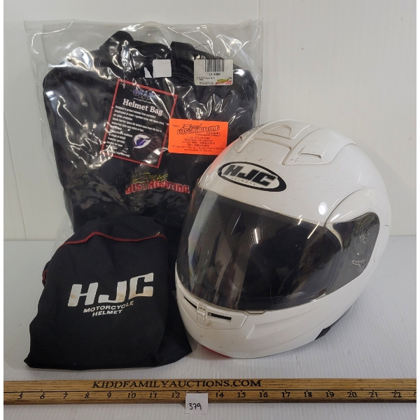 LOT OF 2 - HJC SY-MAX MOTORCYCLE HELMET & GEARS HELMET BAG