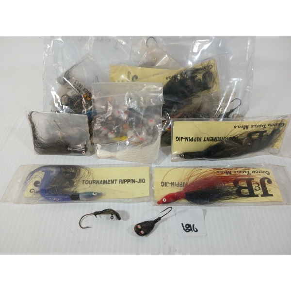 QTY OF JIG HEADS