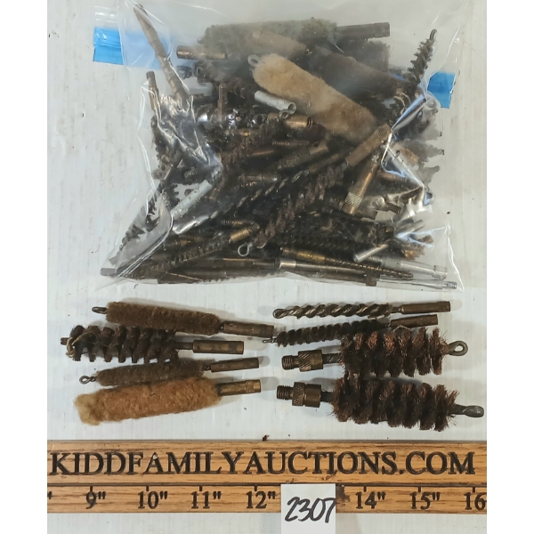 QTY OF CLEANING BRUSHES