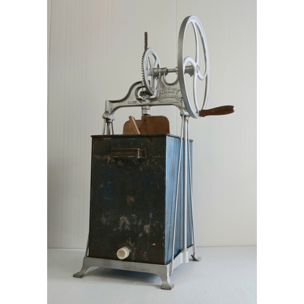 "DAZEY 330B" CAST IRON & TIN BUTTER CHURN 