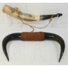Image 3 : LOT OF 2 - DISPLAY HORNS & POWDER HORN