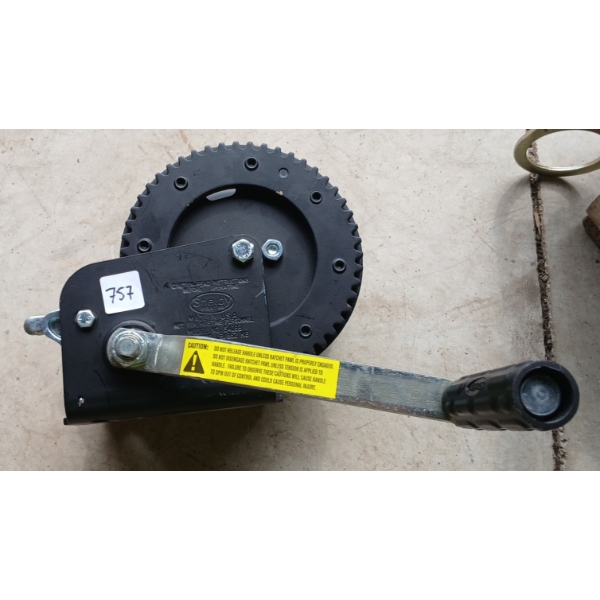 1900LB SINGLE SPEED WINCH W/ 15FT 4000LB STRAP - NEW