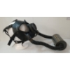 Image 4 : LOT OF 2 - WWII U.S. NAVY MK IV DIAPHRAGM GAS MASK & LEATHER FLIGHT HELMET