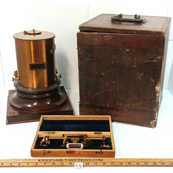 SULLIVAN'S GALVANOMETER NO. 525 W/ CASE - CIRCA LATE 19TH  / EARLY 20TH CENTURY