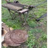Image 2 : BELT DRIVE BUZZ SAW W / 26 & 29 INCH BLADES