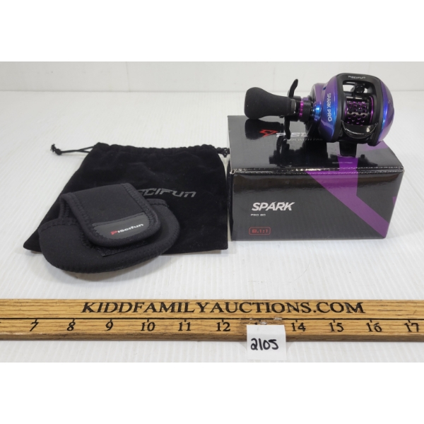 PISCIFUN SPARK PRO 80 REEL W/ COVER & POUCH - AS NEW