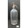 Image 2 : PETERBOROUGH BOTTLING WKS. - CLEAR ACID-ETCHED - 30OZ SYPHON BOTTLE