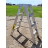 Image 1 : FEATHERLITE ALUMINUM STEPLADDER - 4 FOOT
