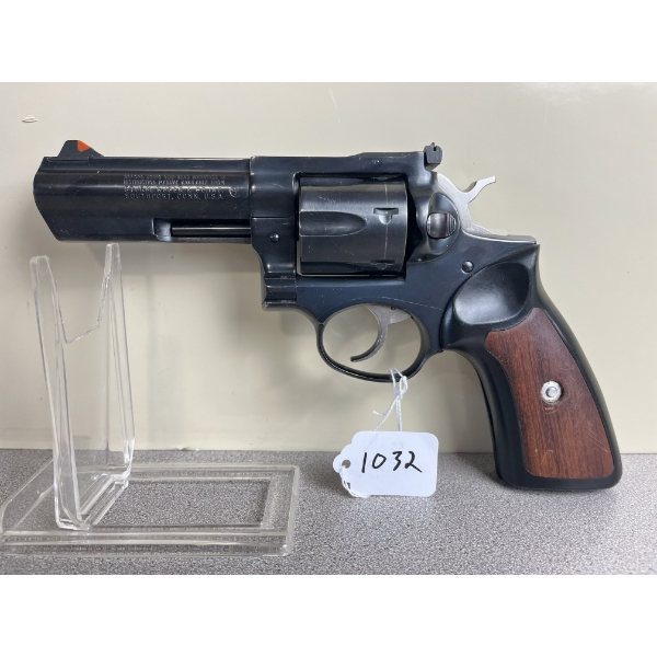 RUGER GP 100 IN  .357 MAG - PROHIB