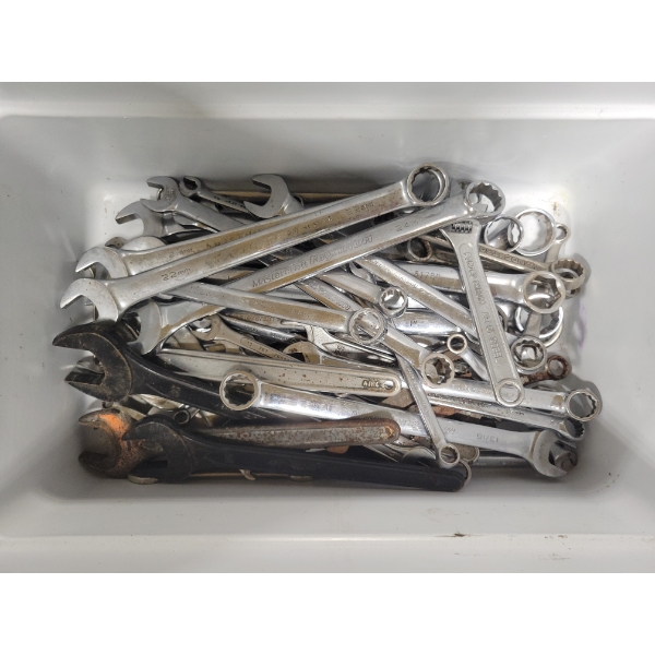 QTY OF WRENCHES INCL METRIC AND IMP.